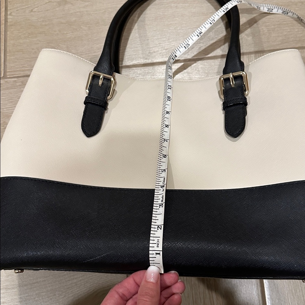 Kate Spade Cove Street Colorblock Airel Tote in the colorway Pumice/Black - Picture 13 of 16